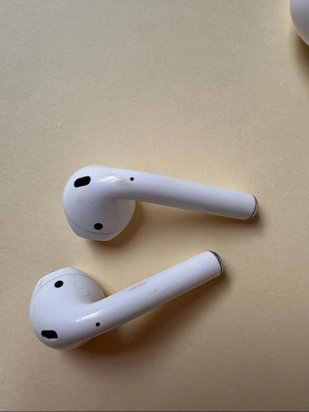 2nd Generation Wireless True Bluetooth Earbuds with Charging Case - White